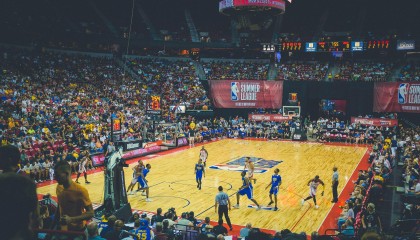 【模拟器平台】破晓之战！亚洲男子UFC首冠荣耀降临，约书亚·万与彼得·严同步登顶世界之巅