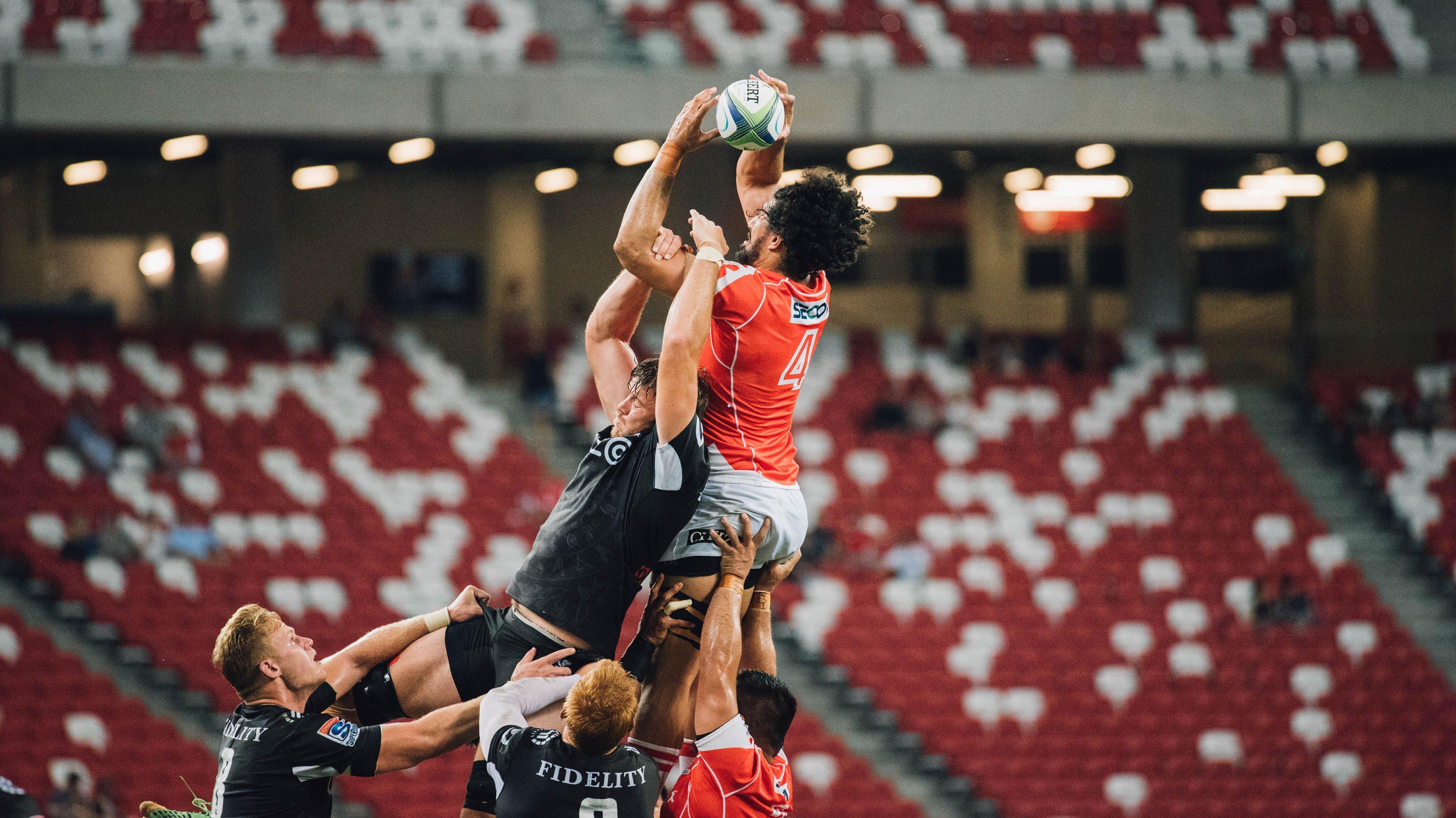 备战正酣!独行侠官方发布训练照,欧文与弗拉格领衔展现昂扬斗志